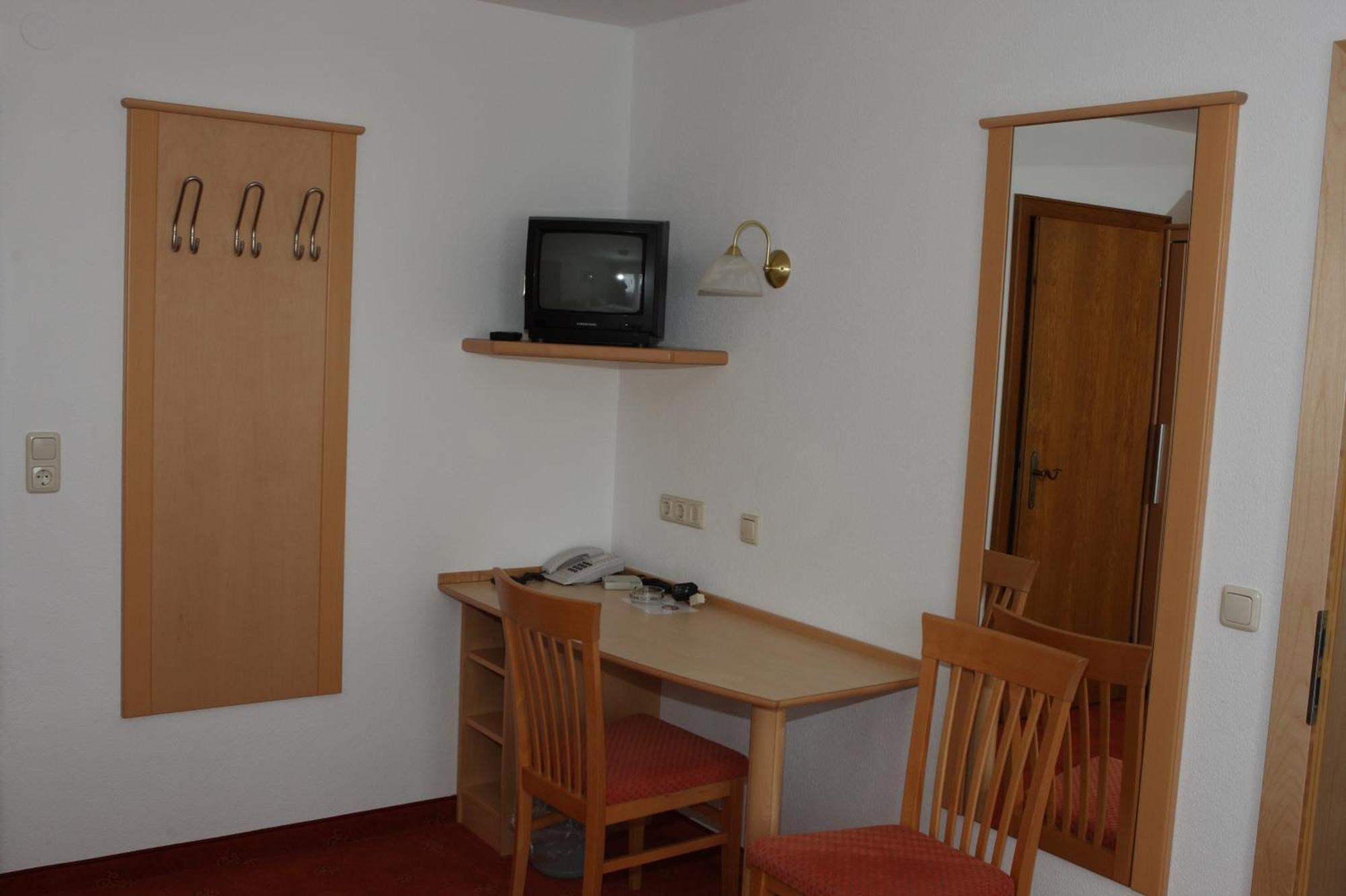 Hotel Garni Sonnenheim Fiss Extérieur photo