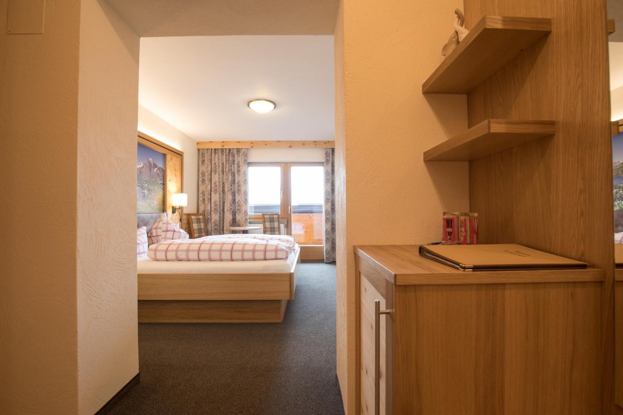 Hotel Garni Sonnenheim Fiss Extérieur photo
