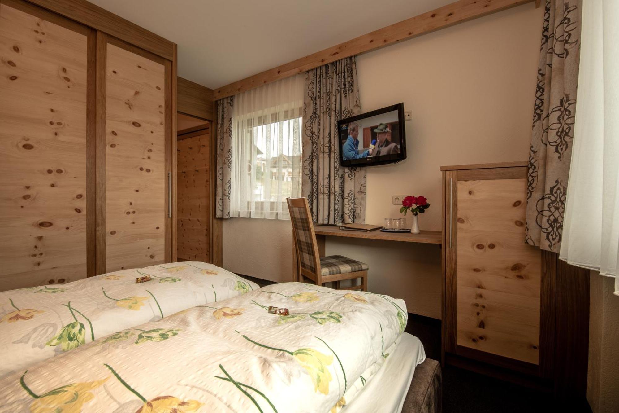 Hotel Garni Sonnenheim Fiss Extérieur photo